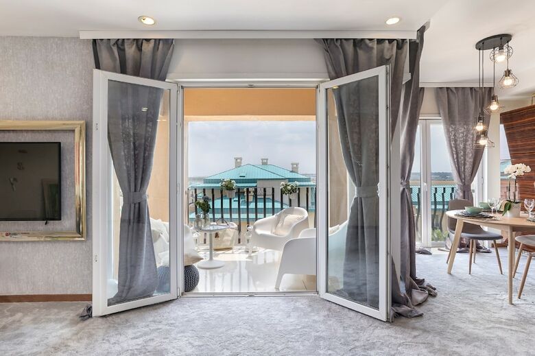 Bucharest Apartments Deluxe