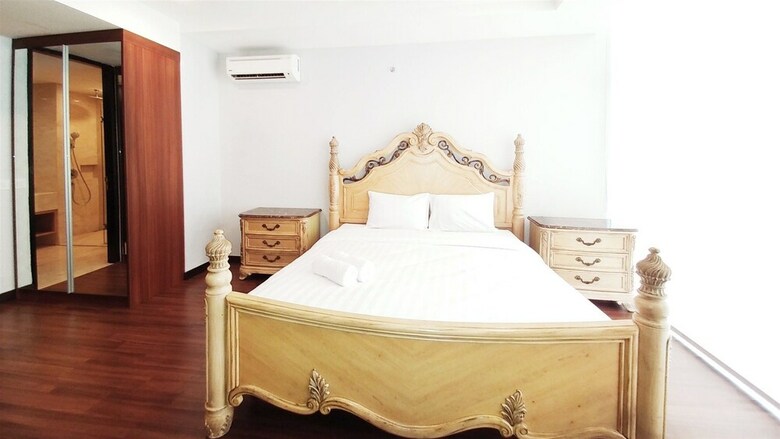 Luxury Spacious Satu8 Apartment Near Lippo Puri