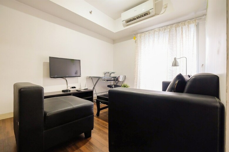 The Wave Apartment Near Epicentrum Kuningan