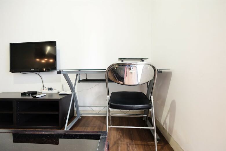 The Wave Apartment Near Epicentrum Kuningan