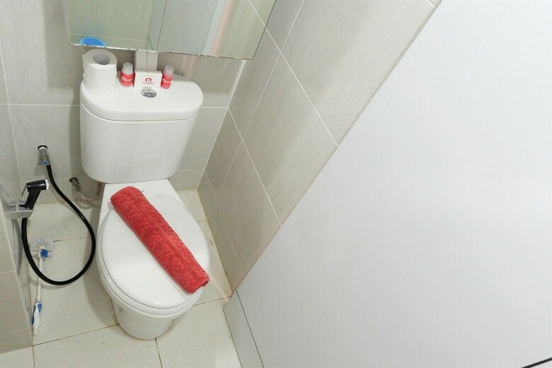 Great Location Studio Belmont Apartment Near Puri Mall