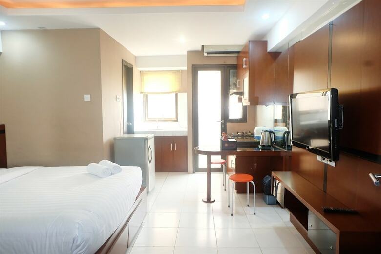 Apartamentos Kebagusan City Simple And Affordable Studio