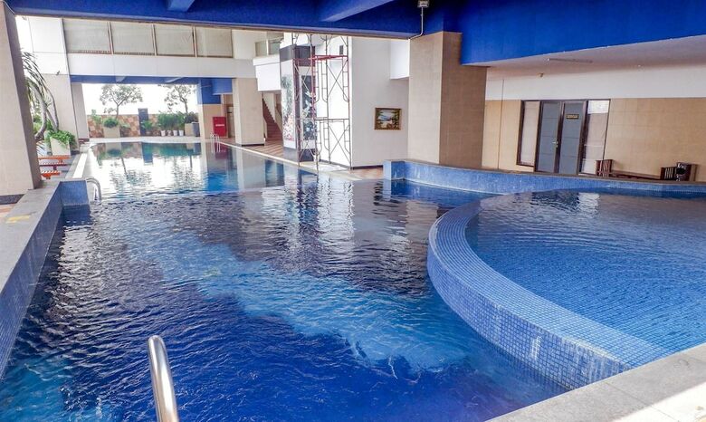 Spacious Apartment @ Mangga Dua Residence Near Itc Mall
