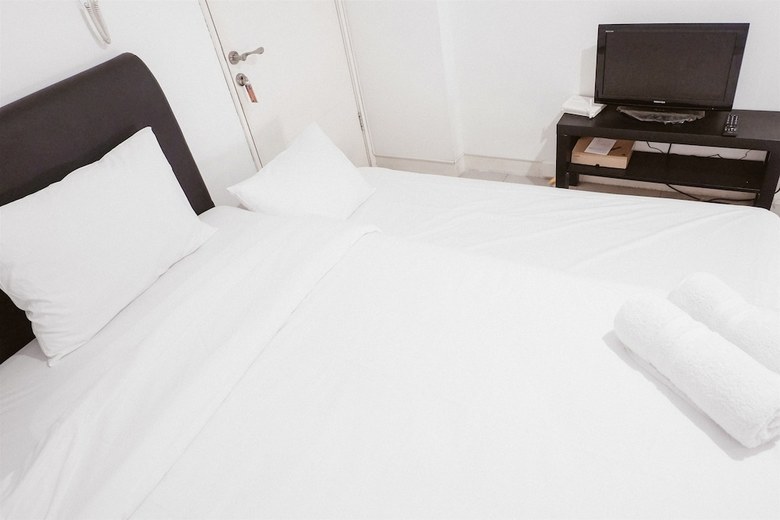 Basic Studio Green Palace Kalibata City Apartment