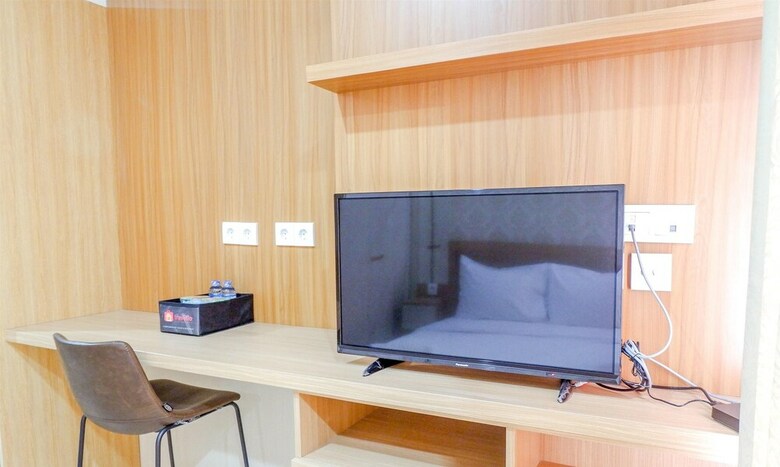 Suite Studio Apartment At Menteng Park
