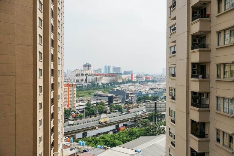 Suite Studio Apartment At Menteng Park