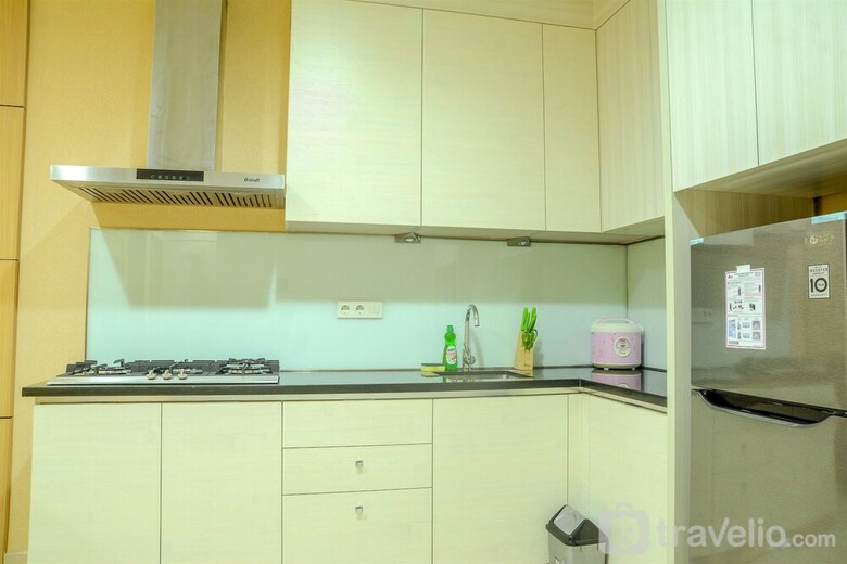 Luxury Four Winds Apartment Near Senayan And Slipi