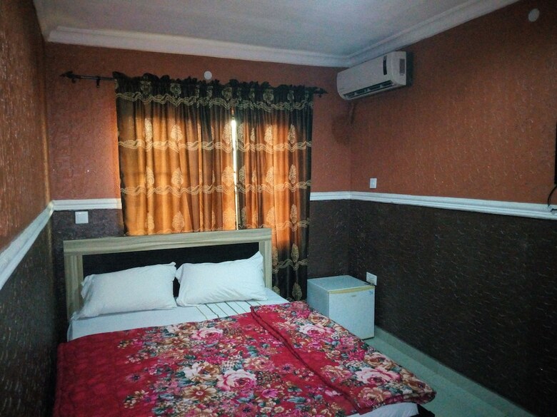 Joybam Hotel And Events Center