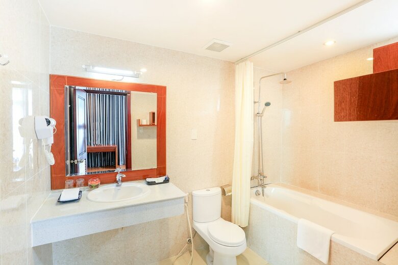 Park View Saigon Hotel