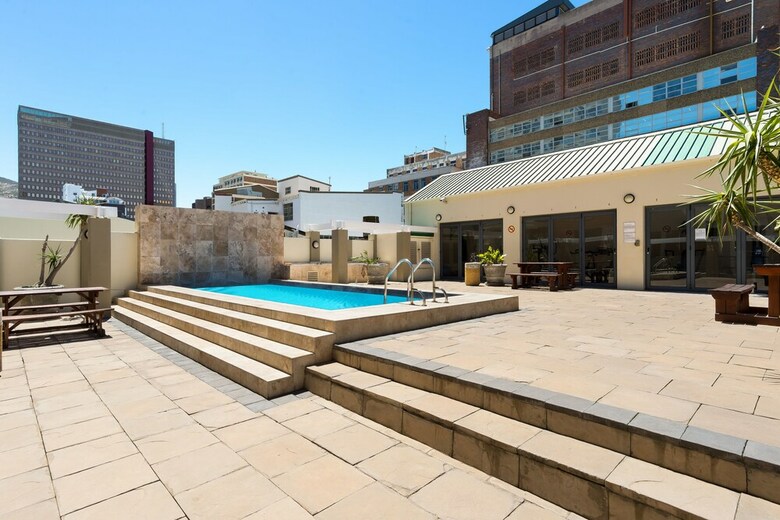 Apartamentos The Square 146