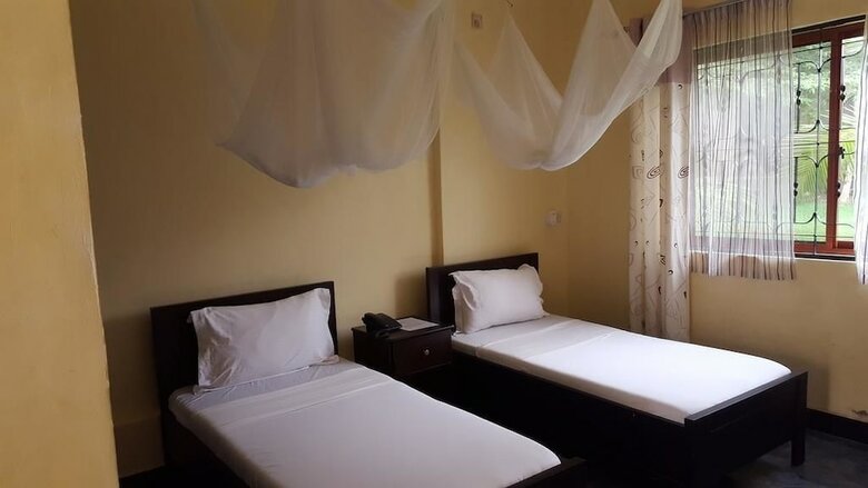 Bed & Breakfast Basecha Garden Lodge