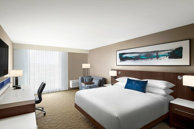 Delta Hotels By Marriott Thunder Bay