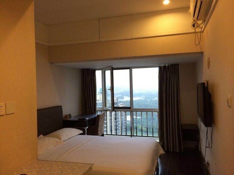 He Yue Hotel