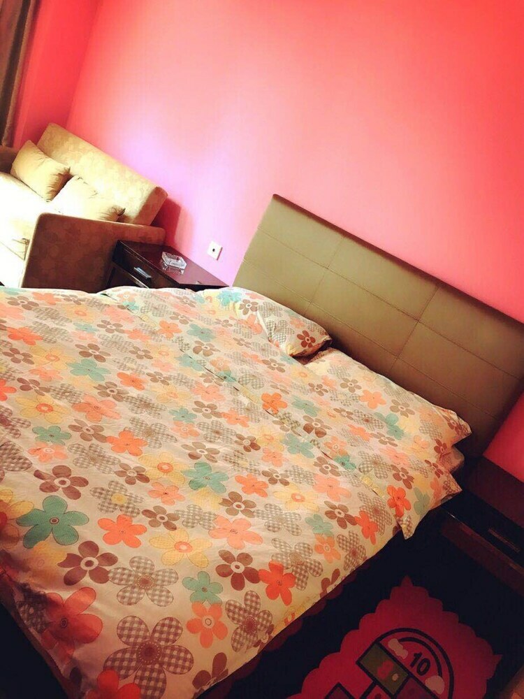 He Yue Hotel