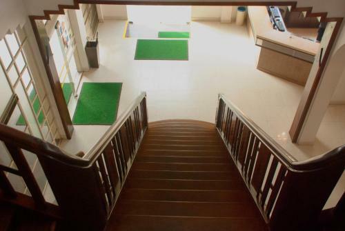 Hara Palace Hotel