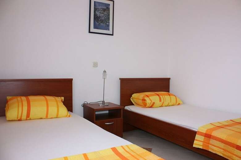 Apartments Blato-j