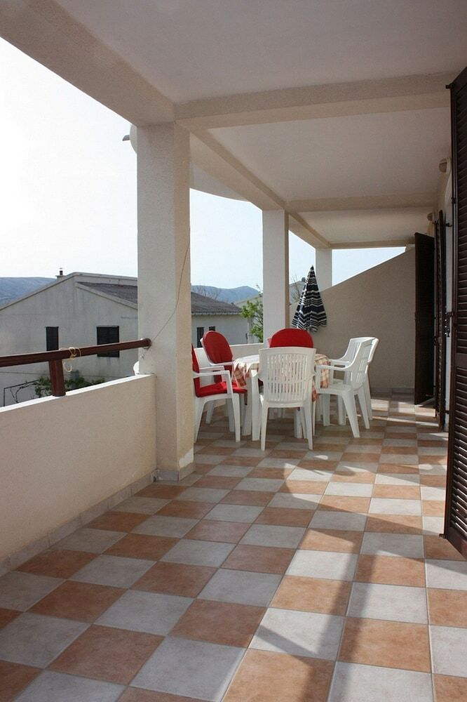 Apartments Blato-j