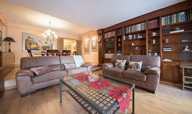 Apartamentos Montserrat