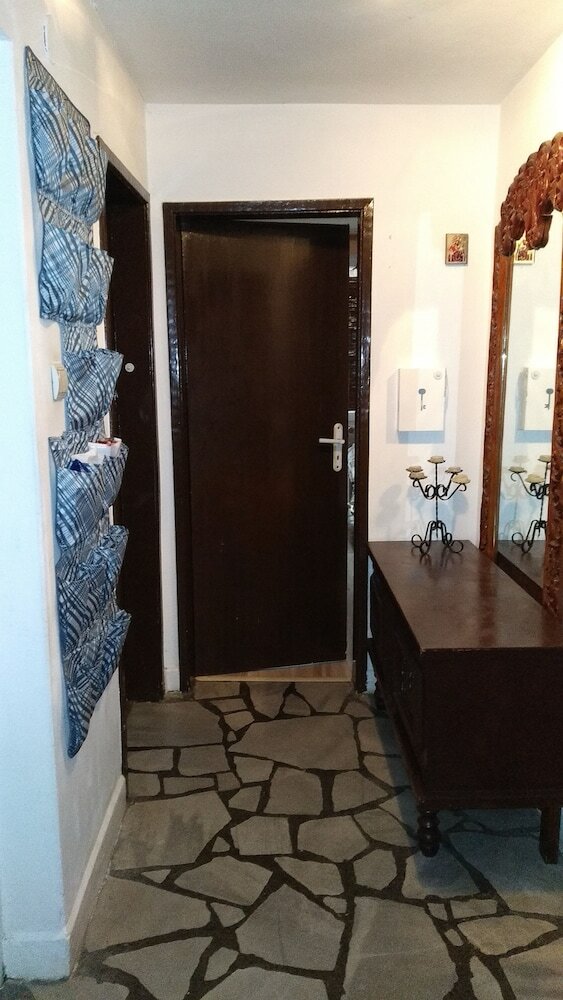 Snug Apartment At Foot Of Mountain