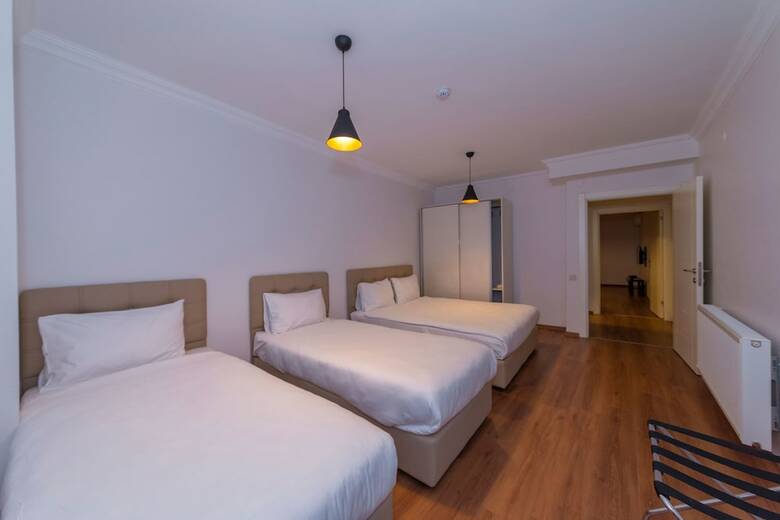 Hotel Joy Suites