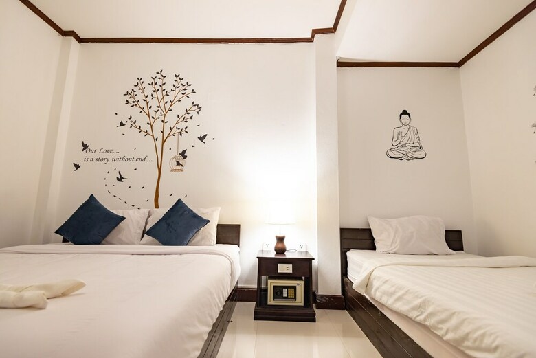 Hotel Jasmine Ville Guesthouse