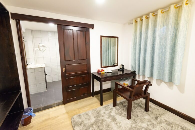 Hotel Jasmine Ville Guesthouse