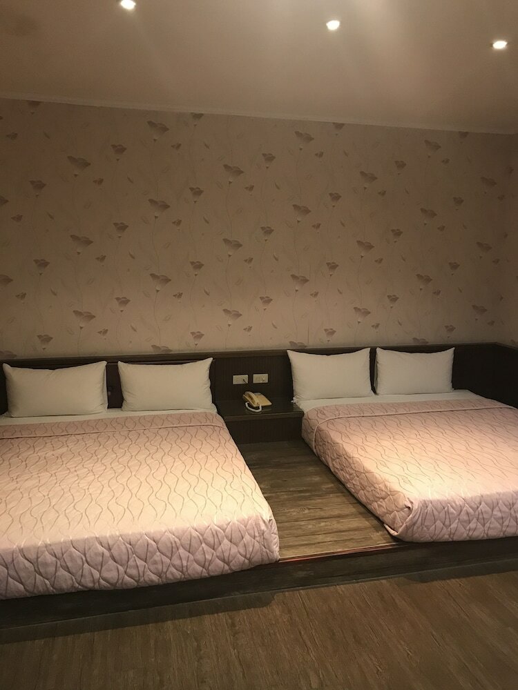 Baseball Exquisite Hotel