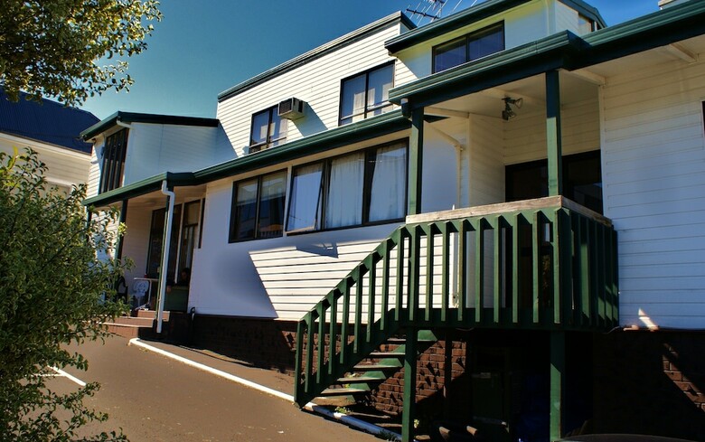 Hostal Borders Beyond Backpacker