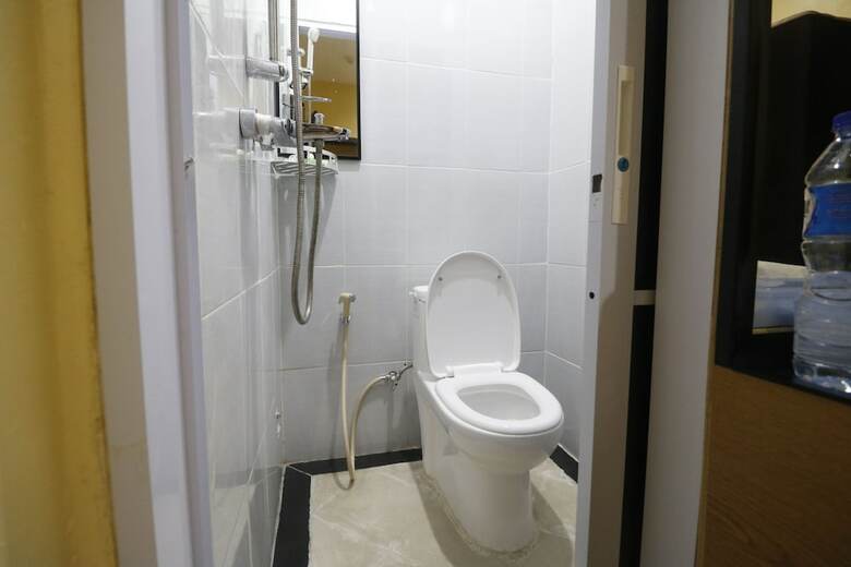 Hotel Reddoorz Plus Near Dc Mall Batam