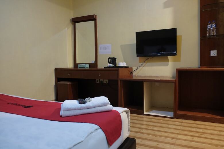 Hotel Reddoorz Plus Near Dc Mall Batam