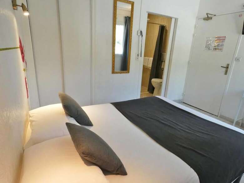Hotel H�tel Le Sarac