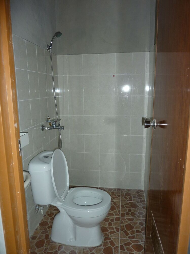 Hostal Surfers Dorm House