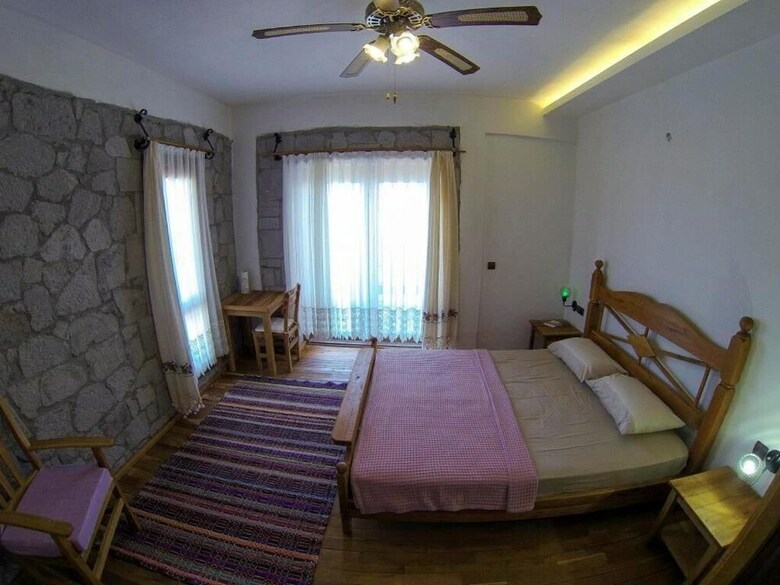 Bed & Breakfast Farmidaya Biotel