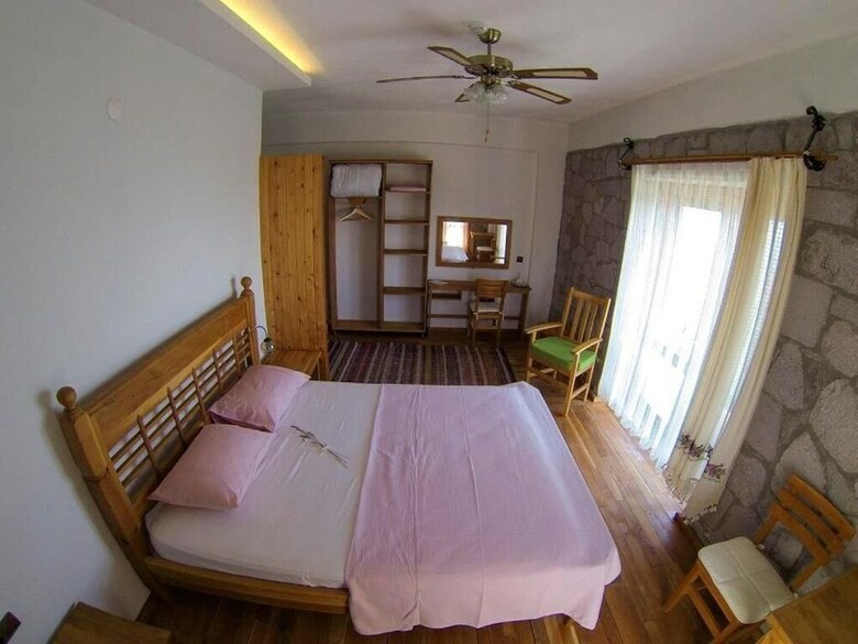 Bed & Breakfast Farmidaya Biotel