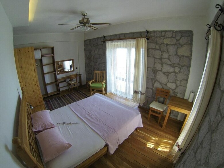 Bed & Breakfast Farmidaya Biotel