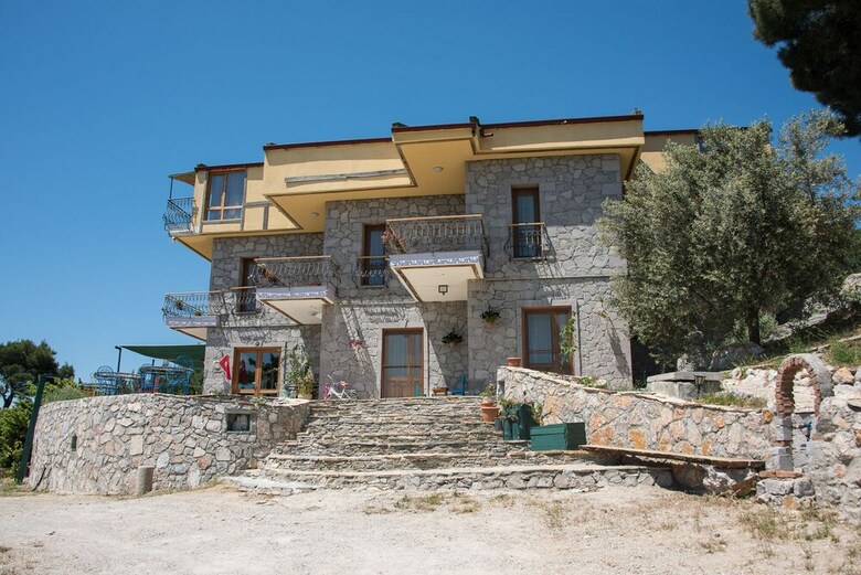 Bed & Breakfast Farmidaya Biotel