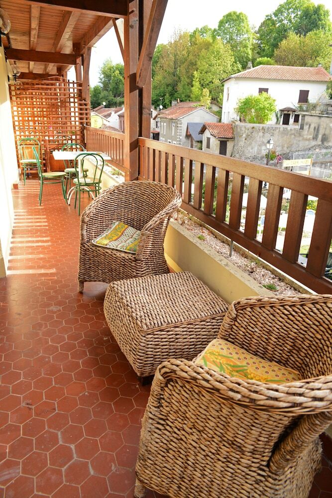 Bed & Breakfast Olivier Bar Restaurant Et Chambre Dhotes