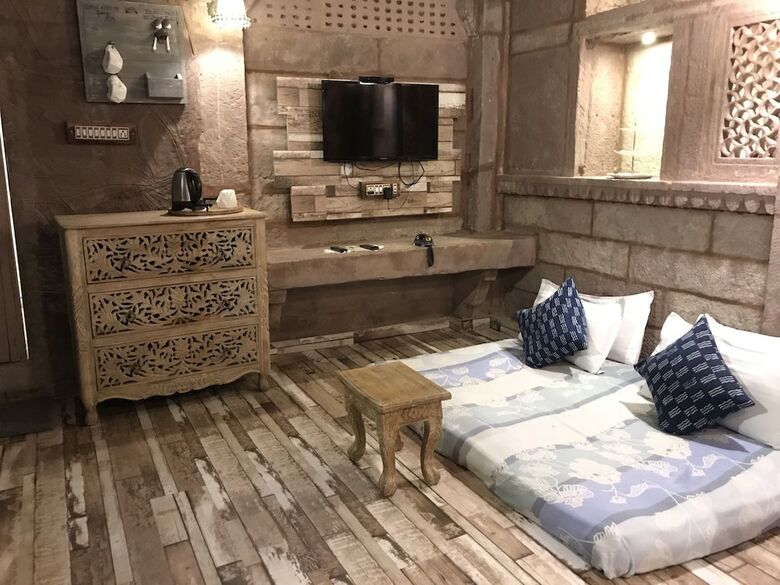 Hotel Rani Mahal