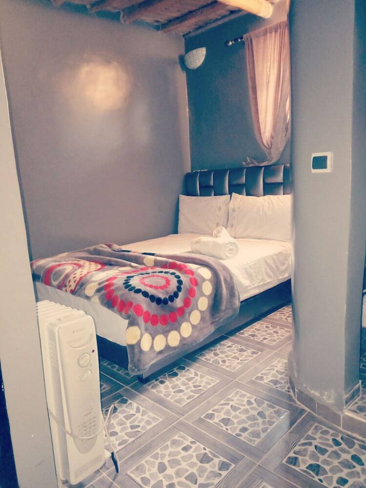 Hotel Targaimoula