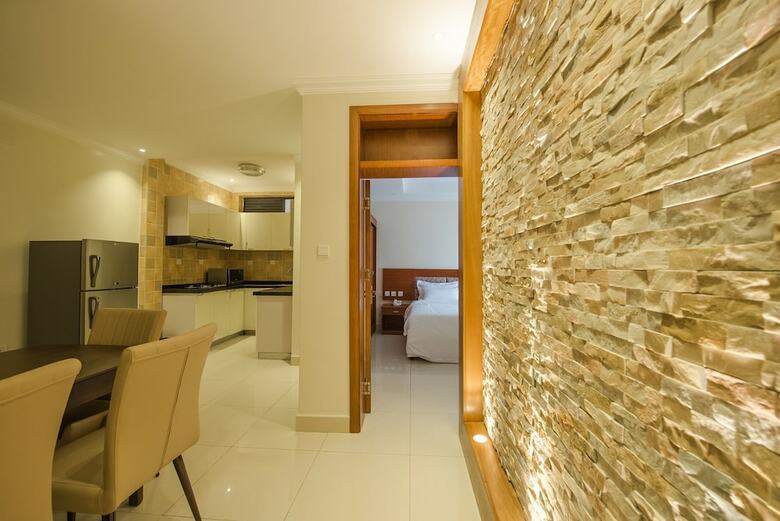 Lexor Apartments