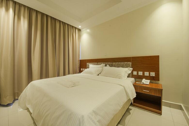 Lexor Apartments