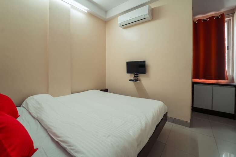 Hotel Aashish Deluxe Kolhapur