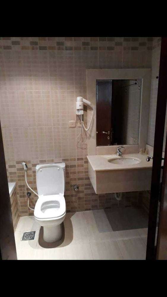 Nice Land Apart-hotel
