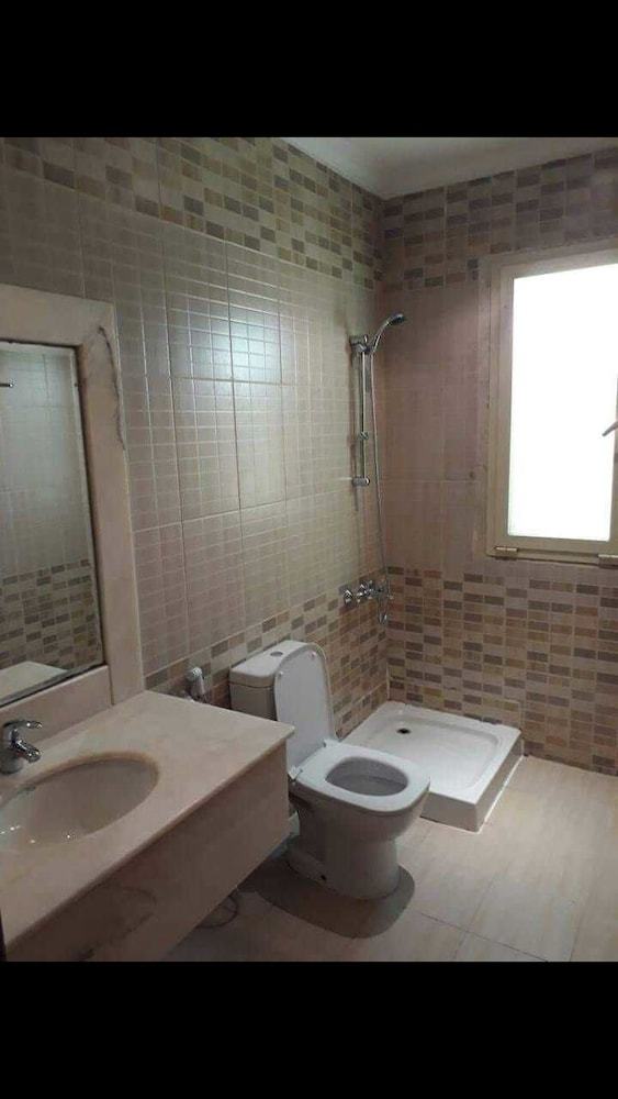 Nice Land Apart-hotel