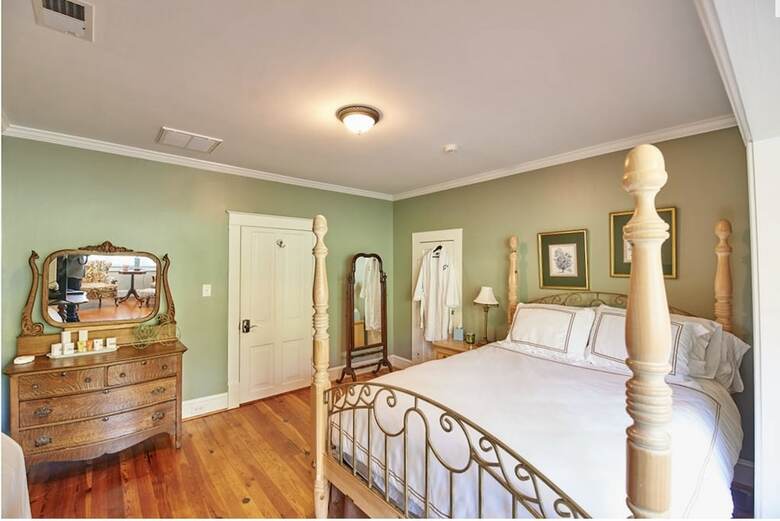 Bed & Breakfast The Groome Inn
