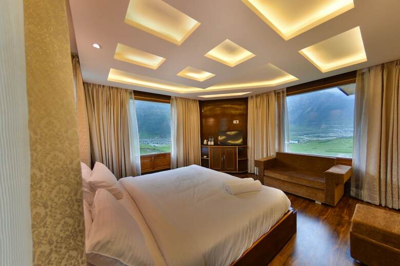 Hotel Village Walk