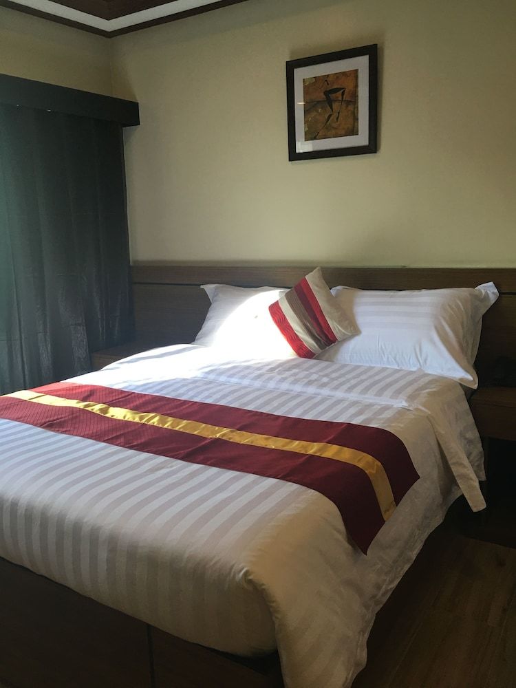 Hostal Robinland Residences - Hostel