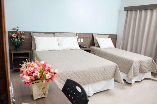 Serras Hotel