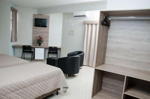 Serras Hotel
