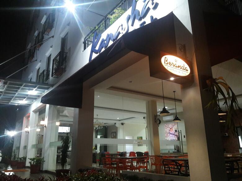 Kanasha Hotel